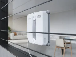 Robot lavavetri Ecovacs Winbot Mini 2 EU con pulizia bordi ravvicinata