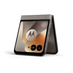 Smartphone Motorola Razr 70 5G con design flip iconico